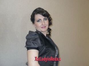 XxLadyinRedxx