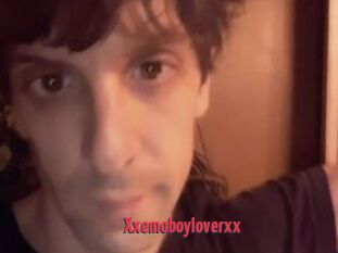 Xxemoboyloverxx