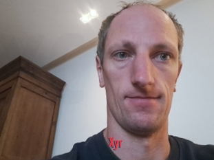 Xyr